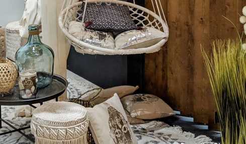 Boho chic style for bohemian lifestyle decorating.| Decorating Diva Magazine